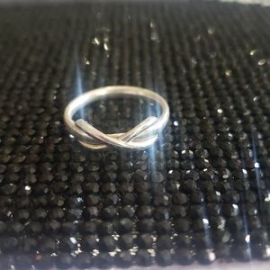 Tiffany & Co Infinity Ring in sterling silver